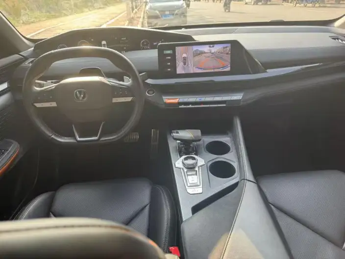 Changan UNI-V 2022 Model 1.5T Sports Edition – фото 9