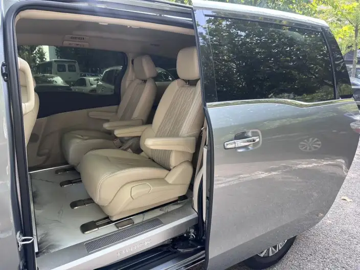 Buick GL8 2023 Model Business class 2.0T Luxury Model – фото 9