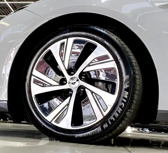NIO ET5 2022 Model 75kWh – фото 8
