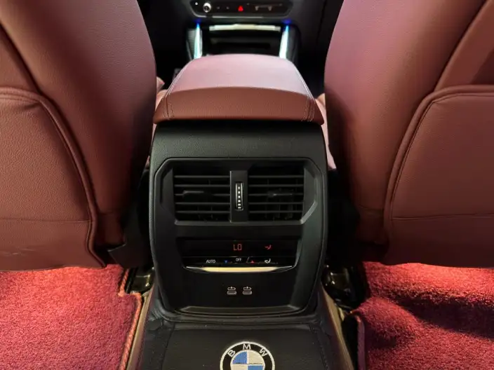 BMW i3 2025 Model eDrive35L – фото 6