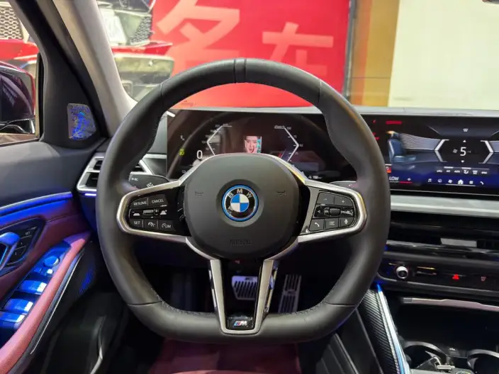 BMW i3 2025 Model eDrive35L – фото 11