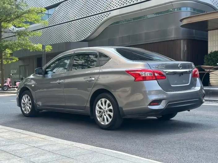 Nissan Sylphy 2022 Model Classic 1.6 XE CVT Comfort Edition – фото 5