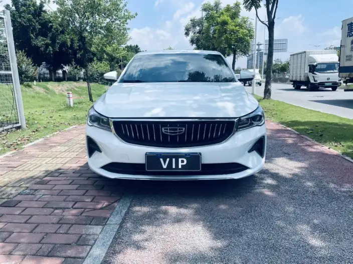 Geely Emgrand 2022 Model No. 4 Gen 1.5L CVT Luxury Model – фото 2