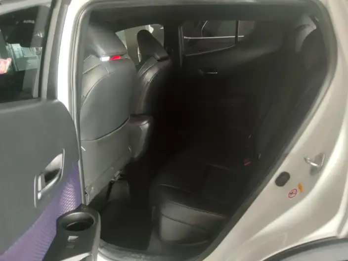 Toyota C-HR 2020 Model 2.0L Leading version – фото 9
