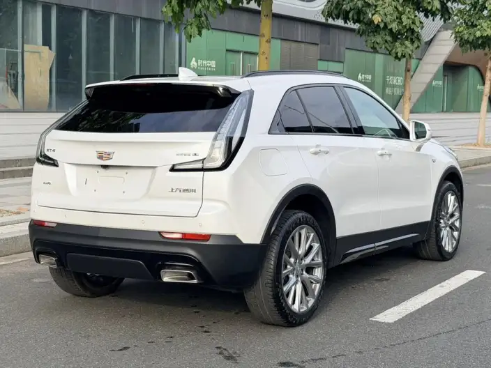 Cadillac XT4 2022 Model 28T 4WD Noble Model – фото 7