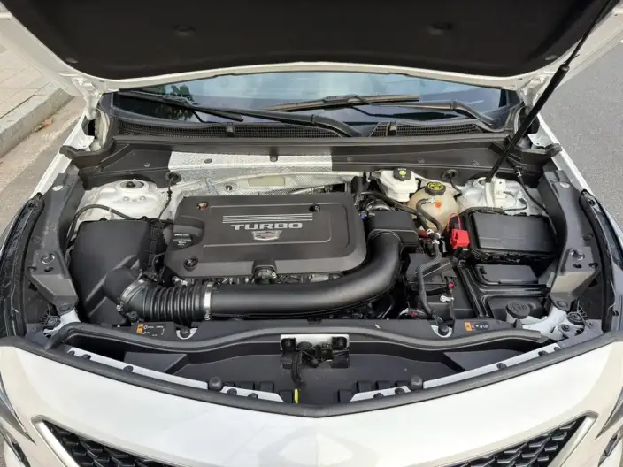 Cadillac XT4 2022 Model 28T 4WD Noble Model – фото 10