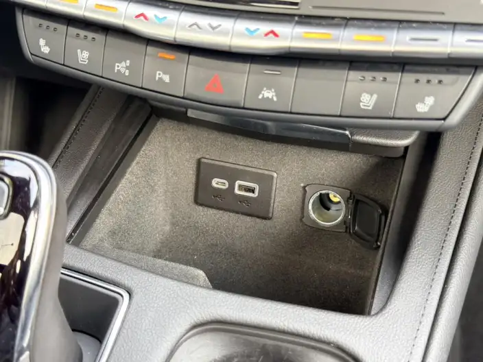 Cadillac XT4 2022 Model 28T 4WD Noble Model – фото 16