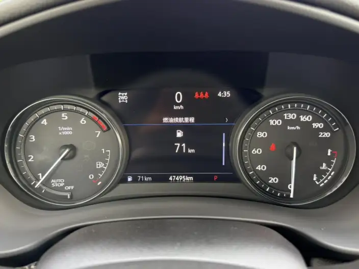 Cadillac XT4 2022 Model 28T 4WD Noble Model – фото 26
