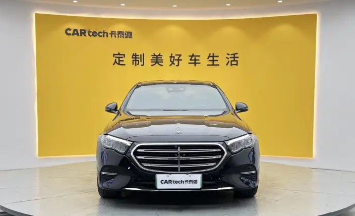 Mercedes-Benz E-Class PHEV 2024 Model E 350 e L sedan – фото 2