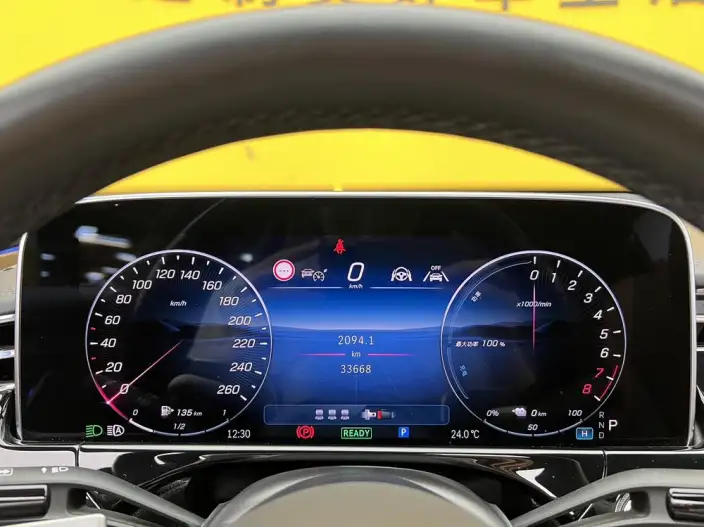 Mercedes-Benz E-Class PHEV 2024 Model E 350 e L sedan – фото 27