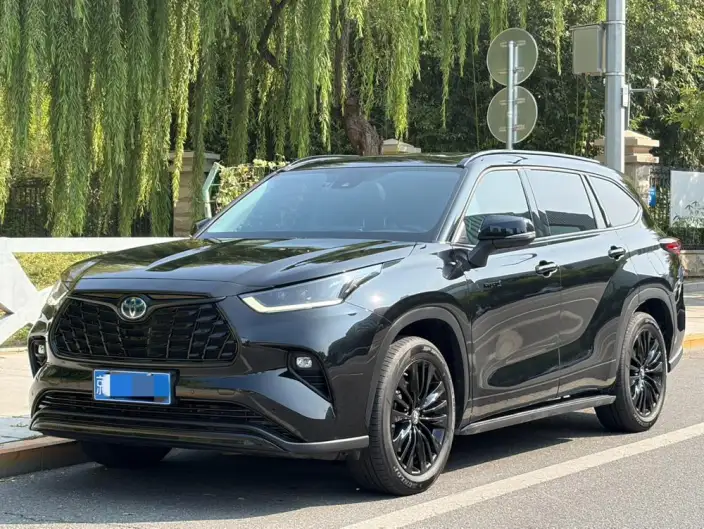 Toyota Highlander 2022 Model Hybrid 2.5L 4WD Knight Edition 7 seat – фото 1