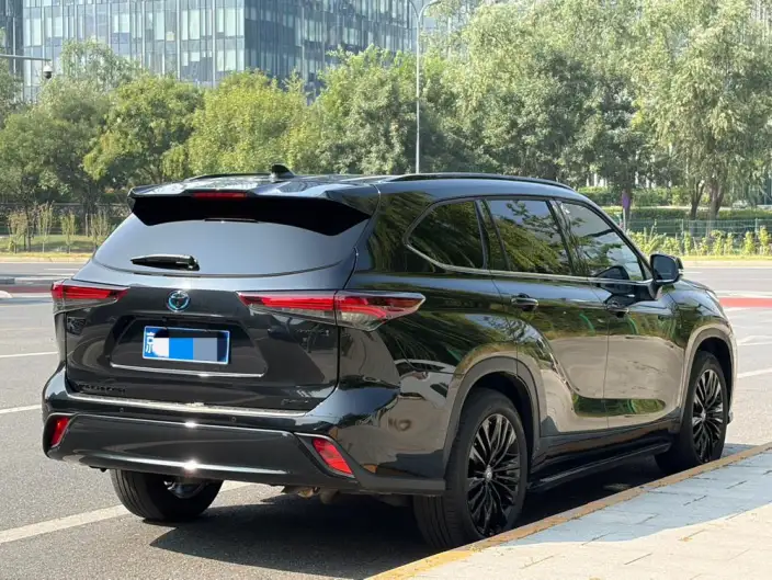 Toyota Highlander 2022 Model Hybrid 2.5L 4WD Knight Edition 7 seat – фото 7