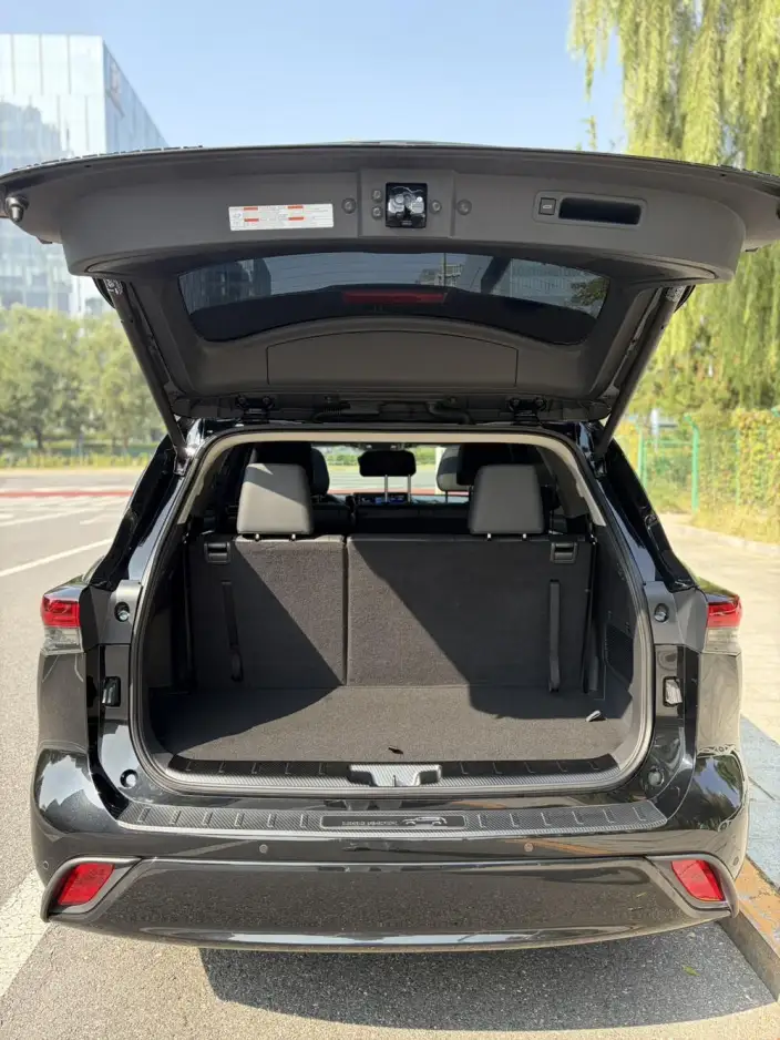 Toyota Highlander 2022 Model Hybrid 2.5L 4WD Knight Edition 7 seat – фото 20