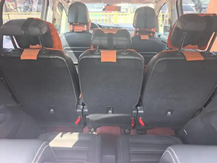 Volkswagen Touran L 2021 Model 280TSI DSG Extension Edition 7 seat – фото 6