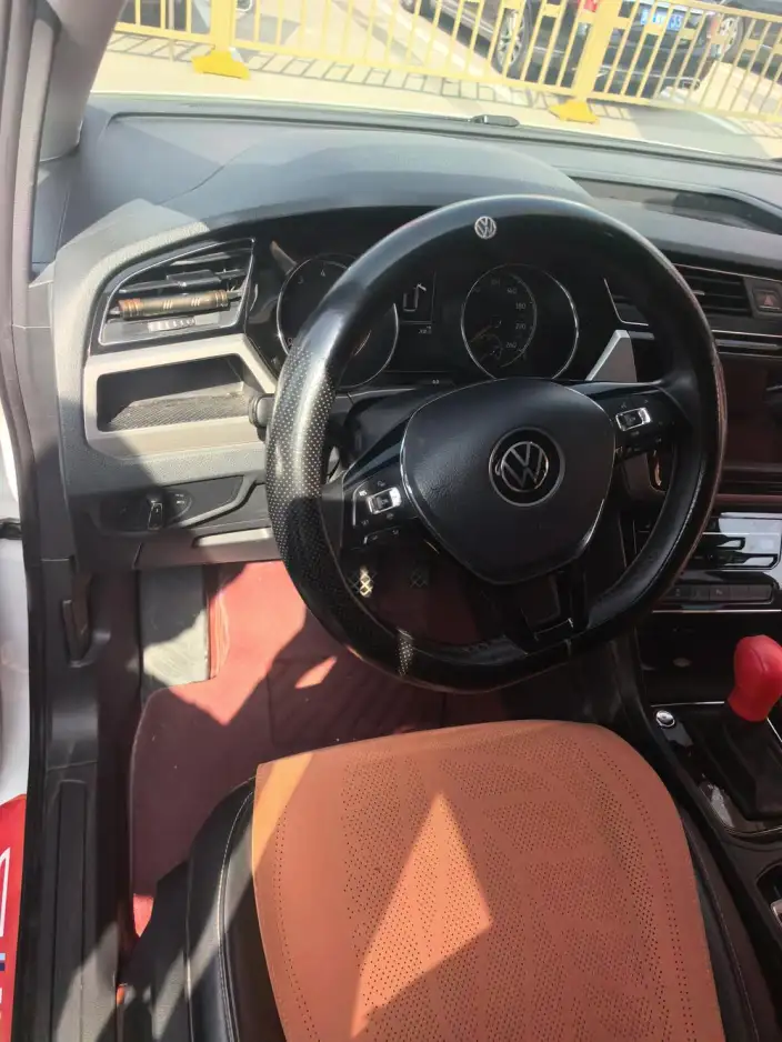 Volkswagen Touran L 2021 Model 280TSI DSG Extension Edition 7 seat – фото 13