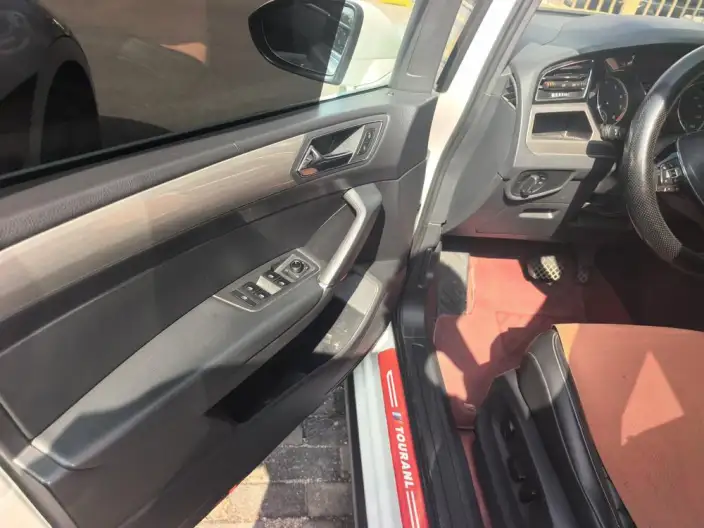Volkswagen Touran L 2021 Model 280TSI DSG Extension Edition 7 seat – фото 18