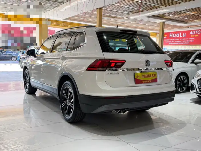 Volkswagen Tiguan L 2020 Model 330TSI Automatic 2WD Fashion edition China VI – фото 4