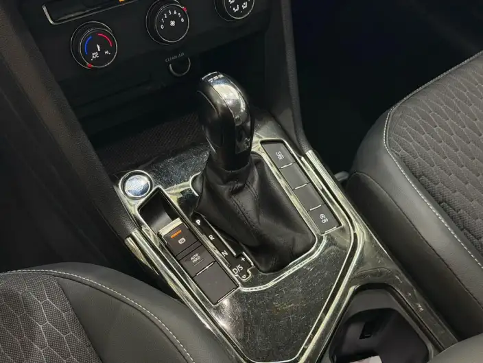 Volkswagen Tiguan L 2020 Model 330TSI Automatic 2WD Fashion edition China VI – фото 15