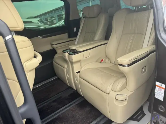 Vellfire 2021 Model Toyota Crown Hybrid 2.5L HV Supreme Edition – фото 15