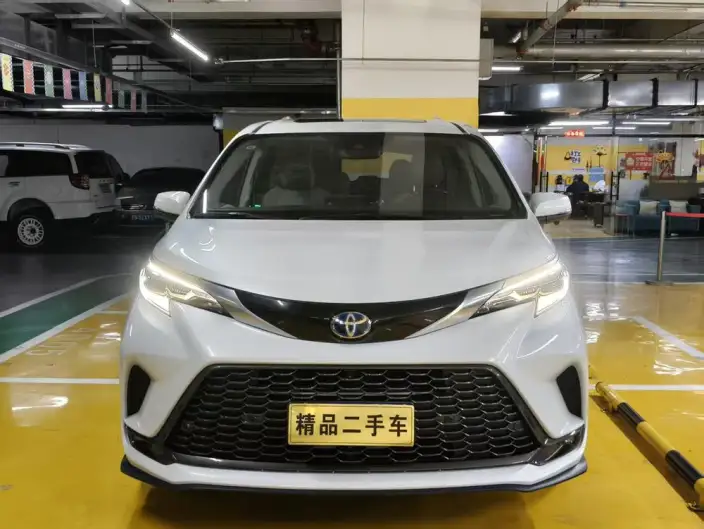 Granvia 2023 Model Intelligent Hybrid 2.5L Deluxe Edition – фото 2