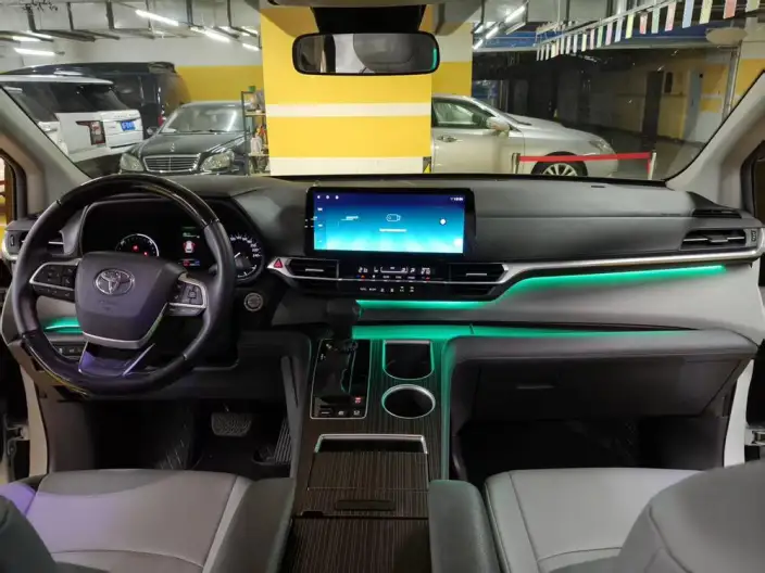 Granvia 2023 Model Intelligent Hybrid 2.5L Deluxe Edition – фото 14