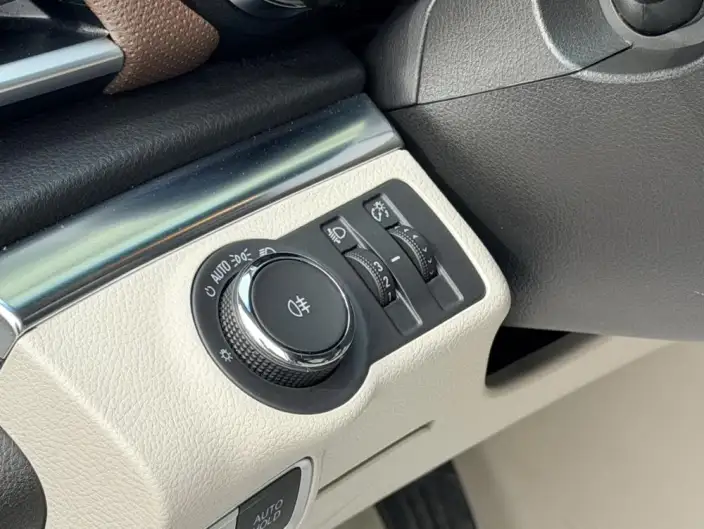 Buick GL8 2023 Model Business class 2.0T Comfort Model – фото 21