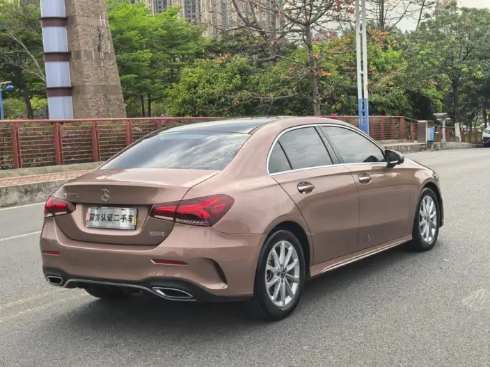 Mercedes-Benz A-class 2020 Model Facelift A 200 L Sports sedan Dynamic Model – фото 6