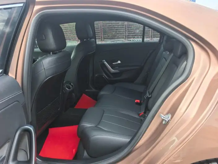 Mercedes-Benz A-class 2020 Model Facelift A 200 L Sports sedan Dynamic Model – фото 17