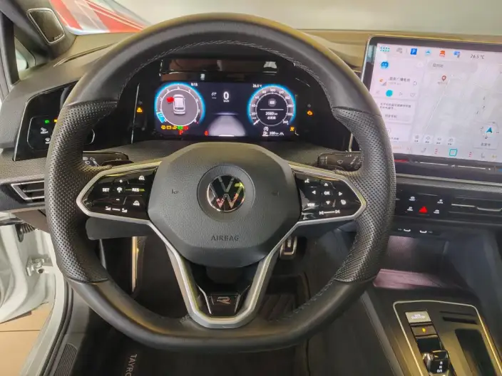 Volkswagen Golf 2025 Model 300TSI R-Line – фото 25