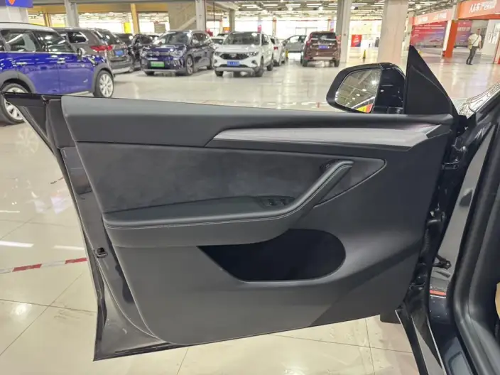 Model Y 2024 Model Rear-wheel drive version – фото 20