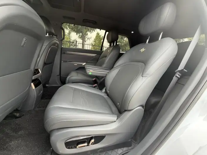 eπ 008 2025 Model 210Ultra Extended Range Edition 6 seat – фото 12