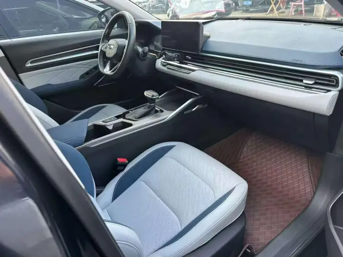 Geely Emgrand 2022 Model No. 4 Gen 1.5L CVT Luxury Model – фото 6
