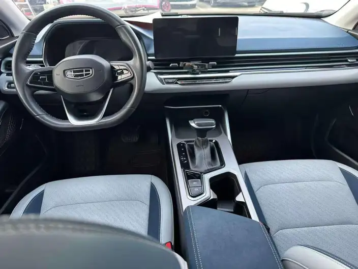 Geely Emgrand 2022 Model No. 4 Gen 1.5L CVT Luxury Model – фото 7