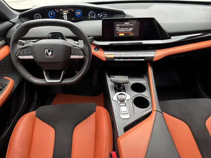 Changan UNI-V 2023 Model 1.5T Sports Edition – фото 12