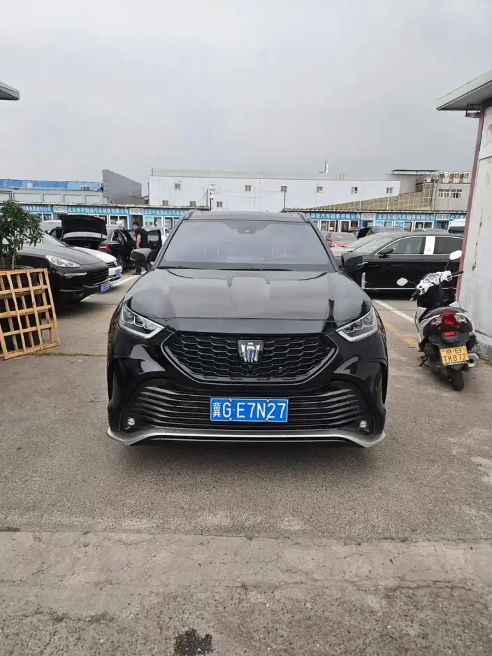 Crown Kluger 2022 Model 2.5L HEV 4WD Deluxe Edition – фото 2