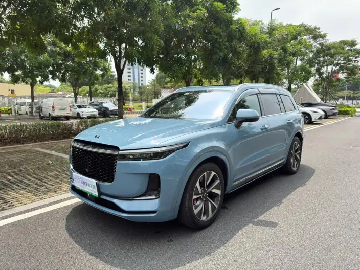 Li Auto ONE 2021 Model Extended Range 6 seat Edition – фото 1