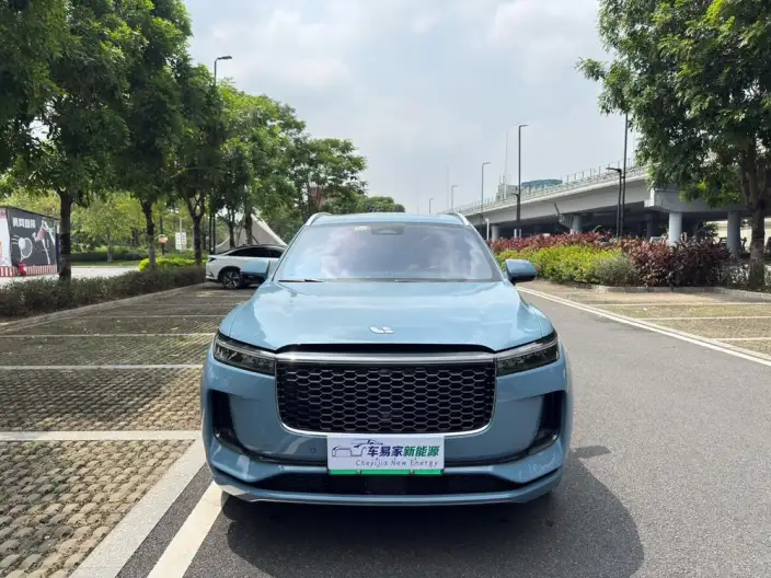 Li Auto ONE 2021 Model Extended Range 6 seat Edition – фото 2
