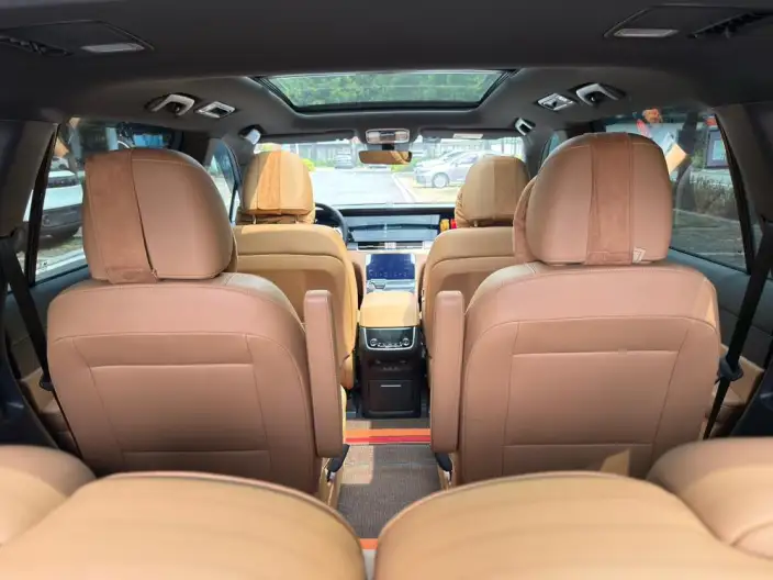 Li Auto ONE 2021 Model Extended Range 6 seat Edition – фото 18