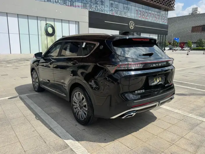 Jetour X70 PLUS 2025 Model 1.5T 6DCT Deluxe Edition 7 seat – фото 5