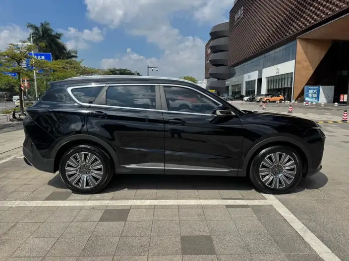 Jetour X70 PLUS 2025 Model 1.5T 6DCT Deluxe Edition 7 seat – фото 8