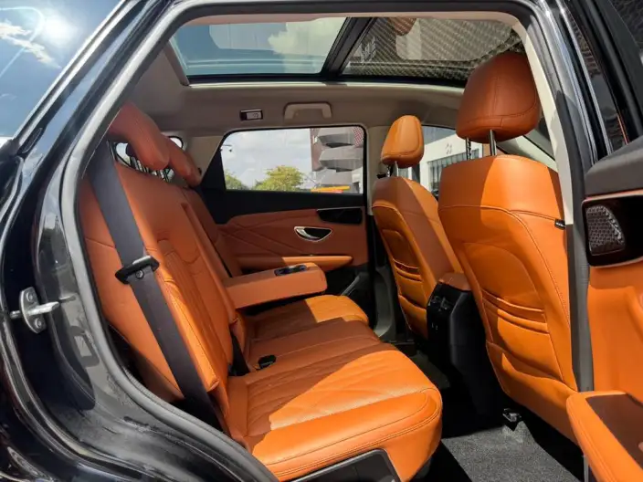 Jetour X70 PLUS 2025 Model 1.5T 6DCT Deluxe Edition 7 seat – фото 23