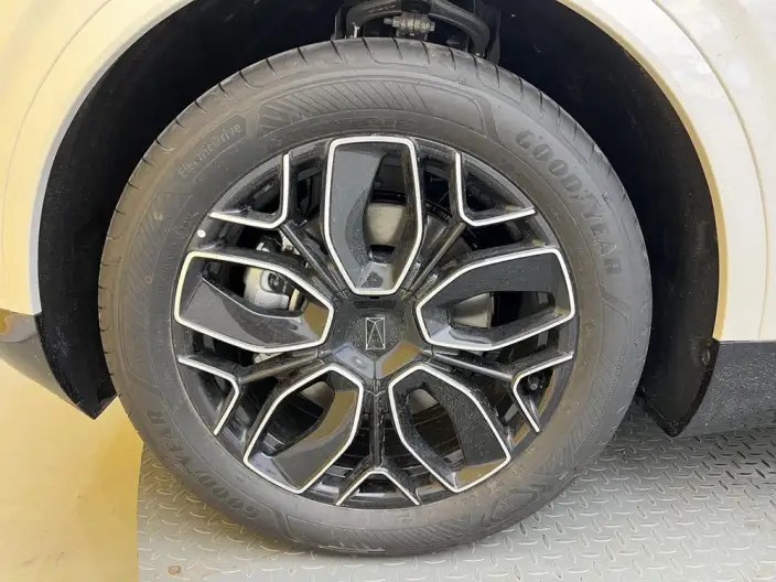 Avatr 07 2026 Model Elite Rear Drive Extended Range Edition 39.05kWh – фото 21