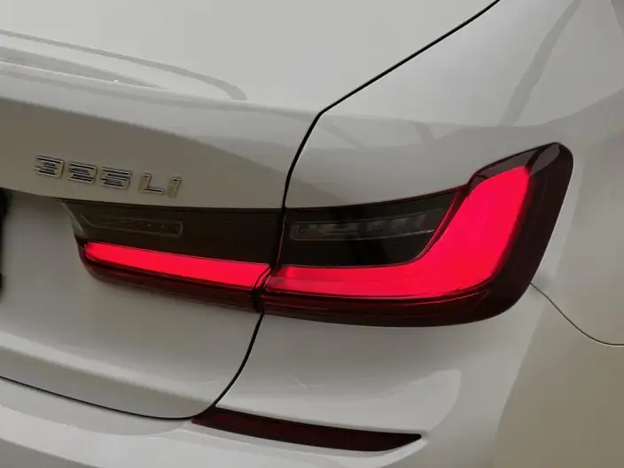 BMW 3 Series 2022 Model 325Li M Sports Set – фото 8