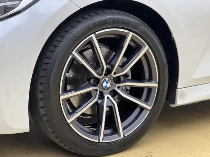 BMW 3 Series 2022 Model 325Li M Sports Set – фото 11