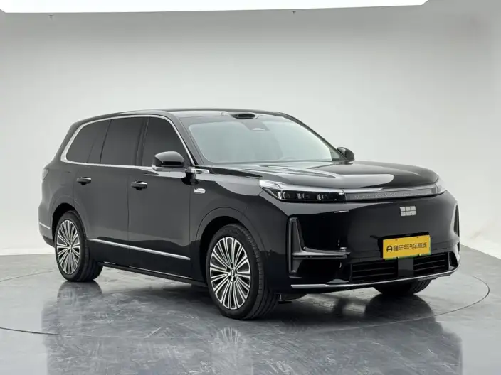 Geely M9 2025 Model 210km 4WD Pilot Edition – фото 3