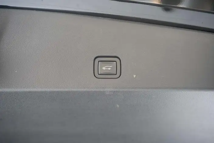 Cadillac XT6 2021 Model 28T VI seat Luxury Model – фото 8