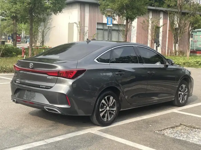 Changan Eado 2023 Model PLUS Changxiang Edition Blue whale NE 1.4T GDI DCT Noble Model – фото 6
