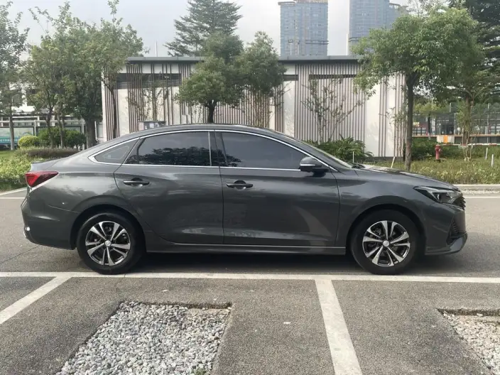 Changan Eado 2023 Model PLUS Changxiang Edition Blue whale NE 1.4T GDI DCT Noble Model – фото 7