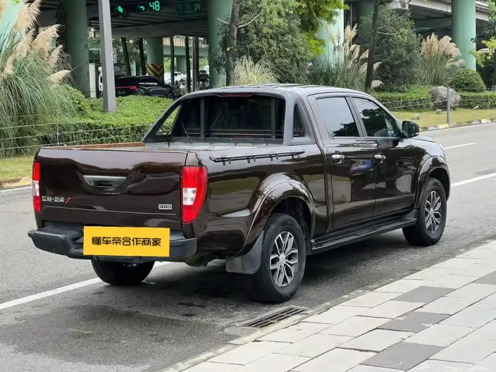 Yutong Domain Tiger 7 2023 Model 2.0T Manual Petrol 4WD Luxury Model Long axis – фото 6