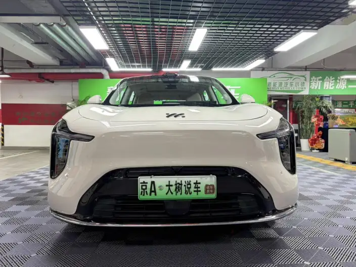 IM LS6 2026 Model EV Max – фото 6